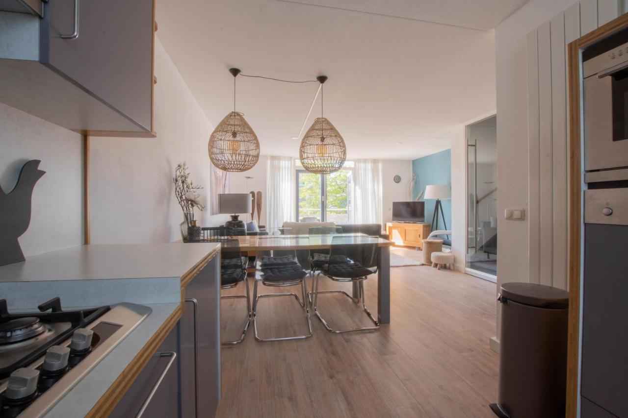Vakantiehuis Aan Het Veerse Meer Kortgene Luaran gambar